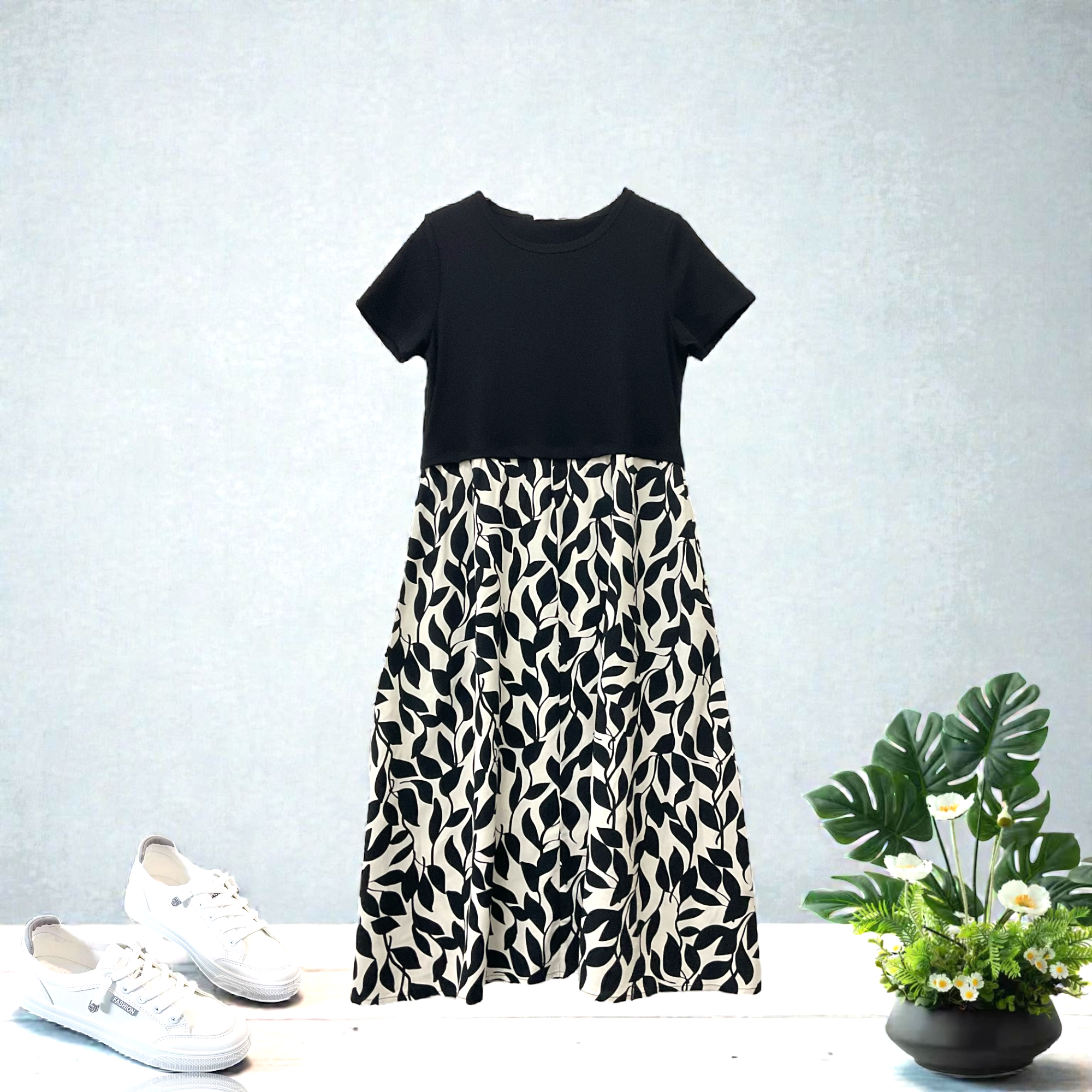 Patch Casual Short Sleeve Round Neck Long Dress