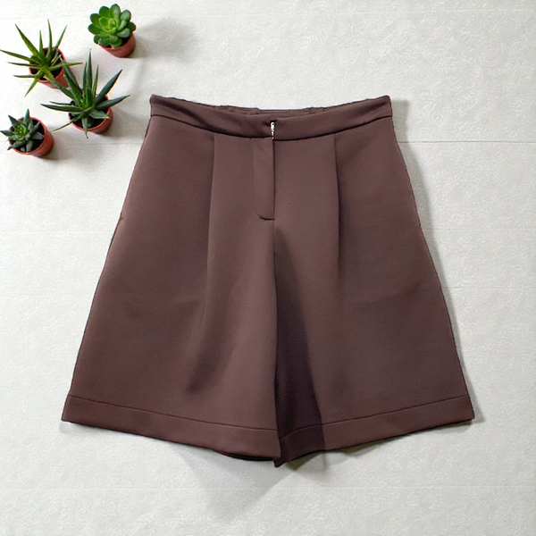 Patch Women Casual Short With Pockets